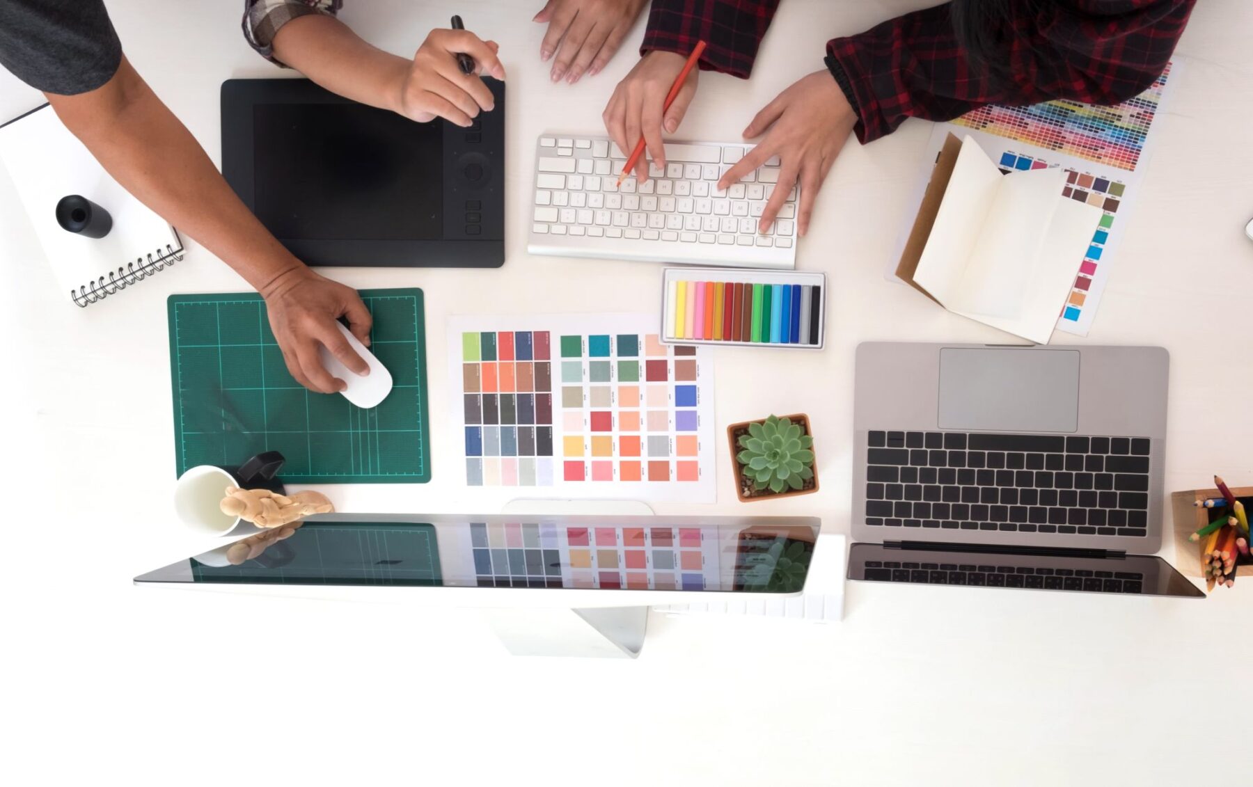 Creative powerhouse. Designers working together.